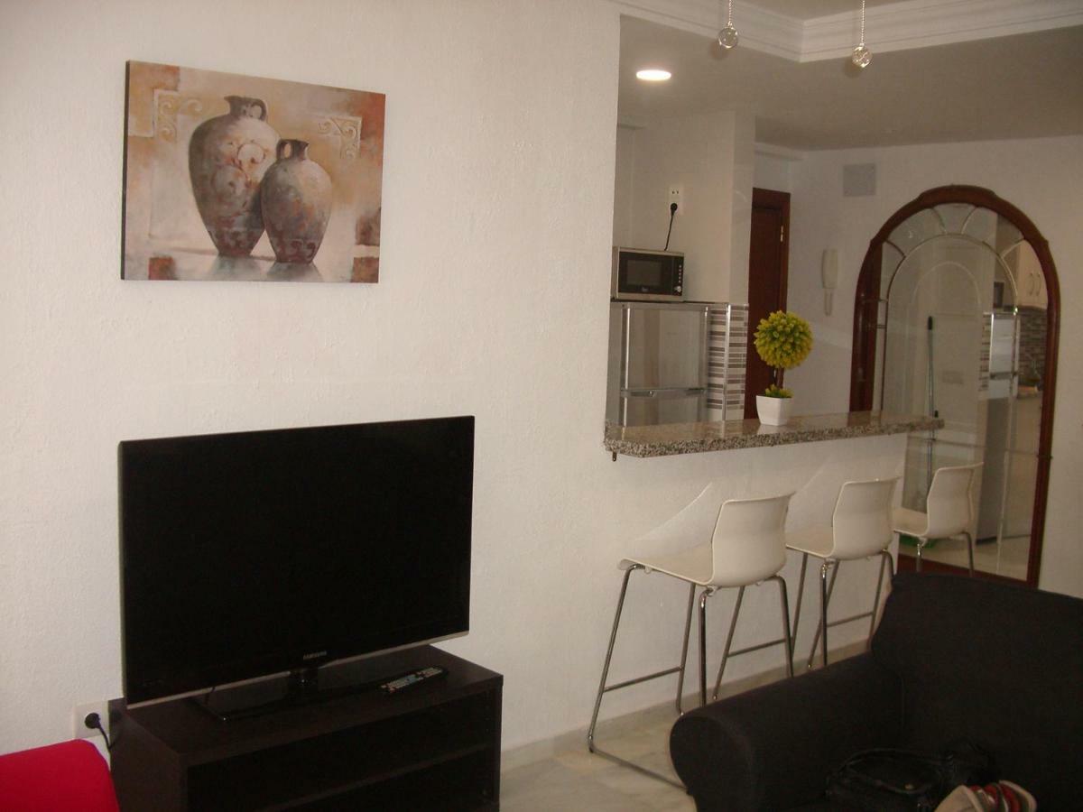 Paseo Maritimo De Poniente Apartman Málaga Kültér fotó