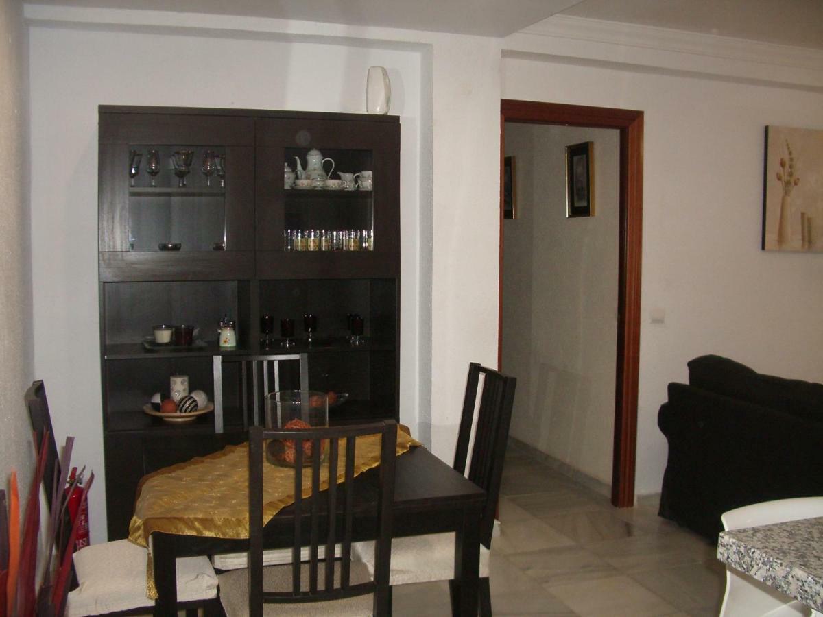 Paseo Maritimo De Poniente Apartman Málaga Kültér fotó
